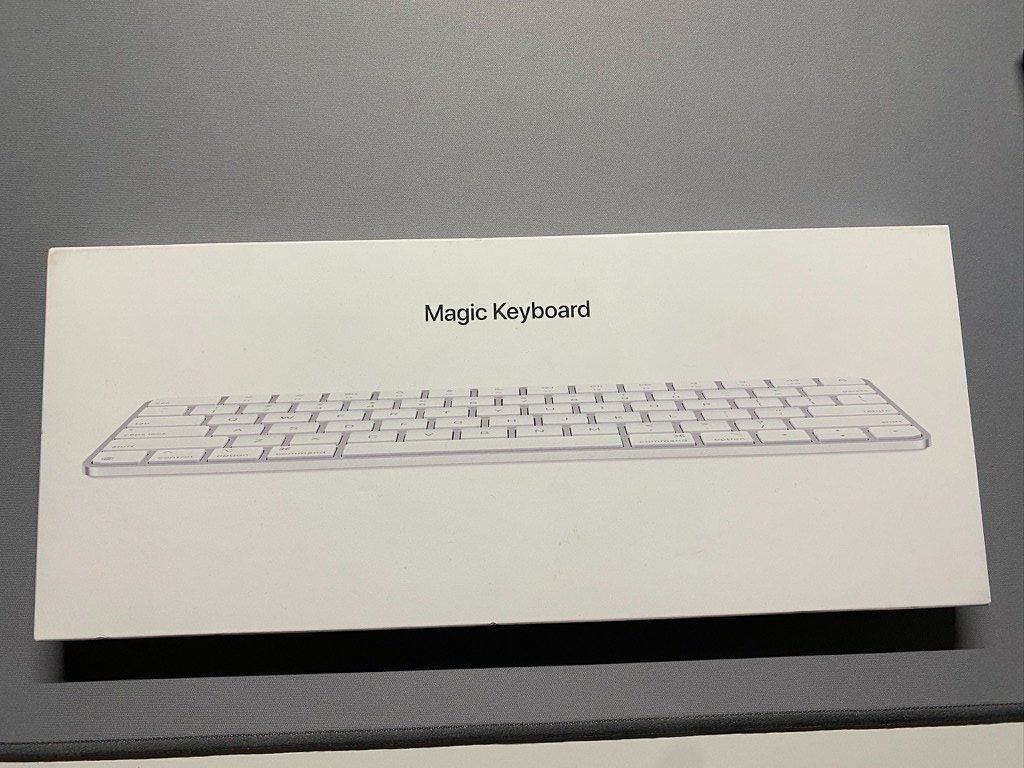 Apple Tastiere: Apple Magic Keyboard 2024 - neuwertig – Nuovo (secondo la descrizione) da Luzern venduto da chrisLuc