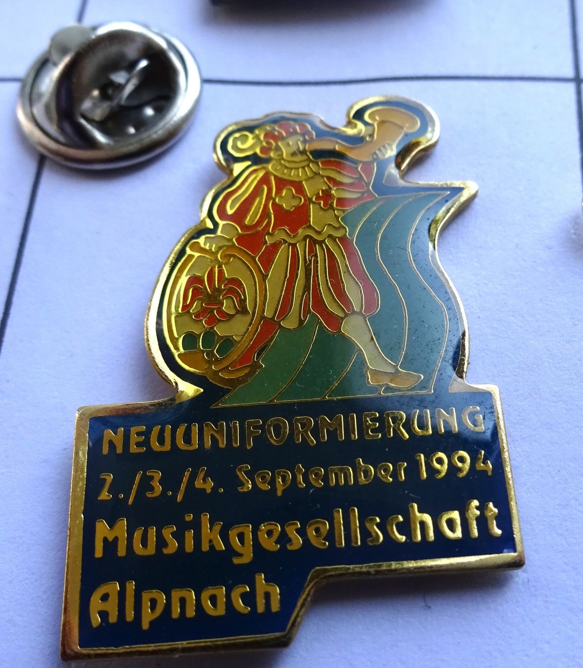 Placchette & Badge: Pin Musikgesellschaft ALPNACH – Usato da Utzenstorf venduto da BUtter81