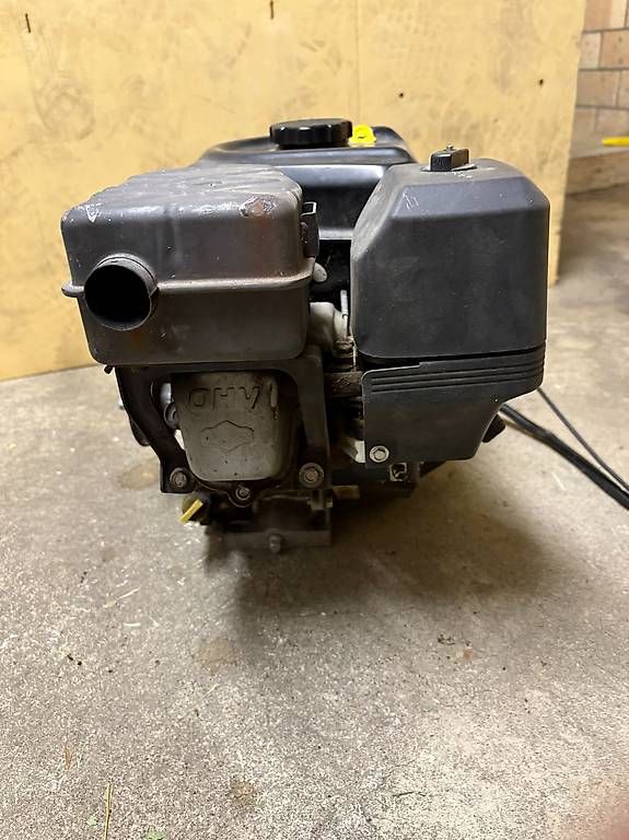 Motori: Vuangard universal Benzin Motor – Usato da Freienstein venduto da rivardo8652848 2