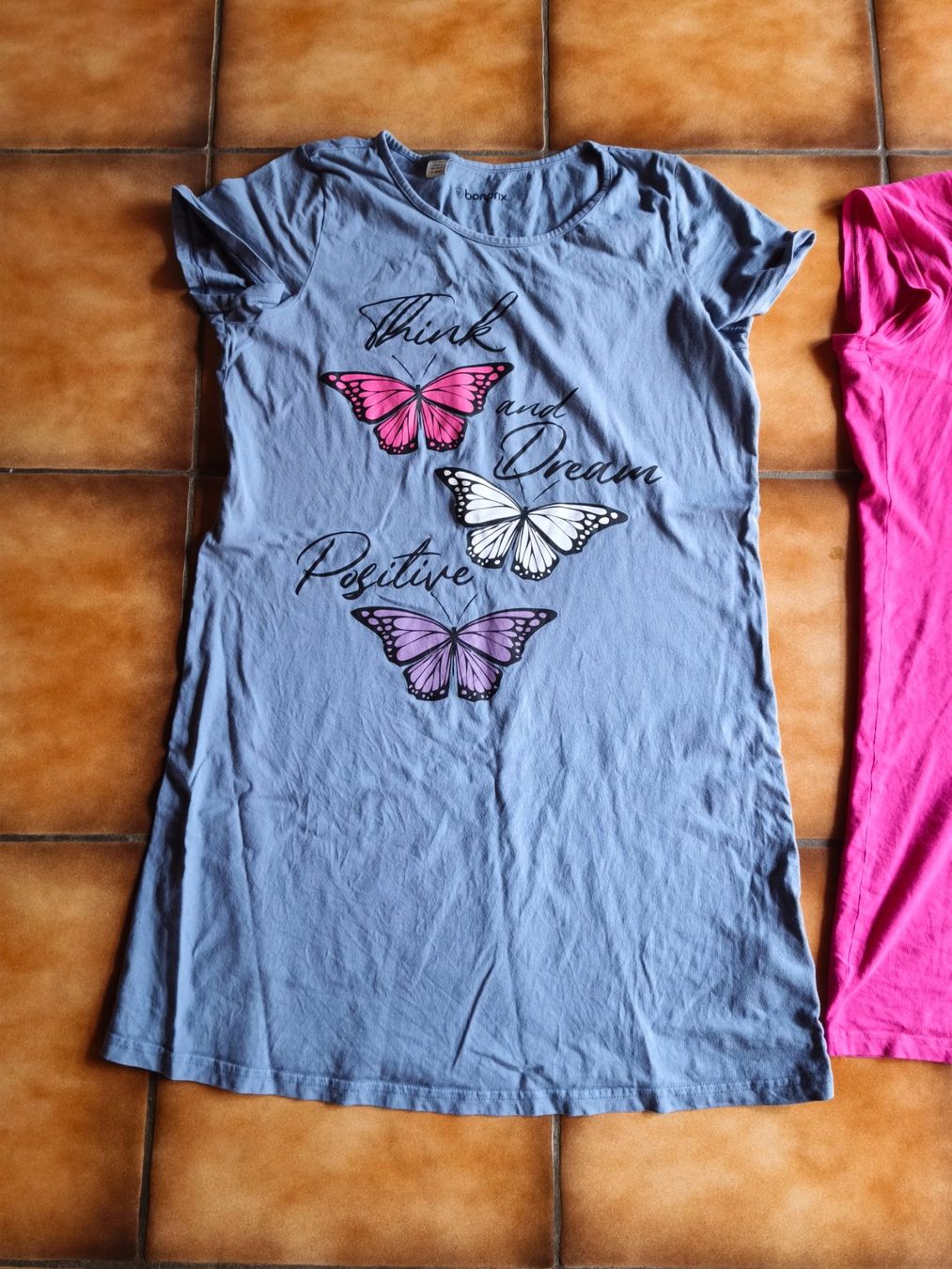 Negligees & Pyjamas: 2 x Nachthemd Gr. 40/42 – Gebraucht aus Reconvilier von Mickeli7 1