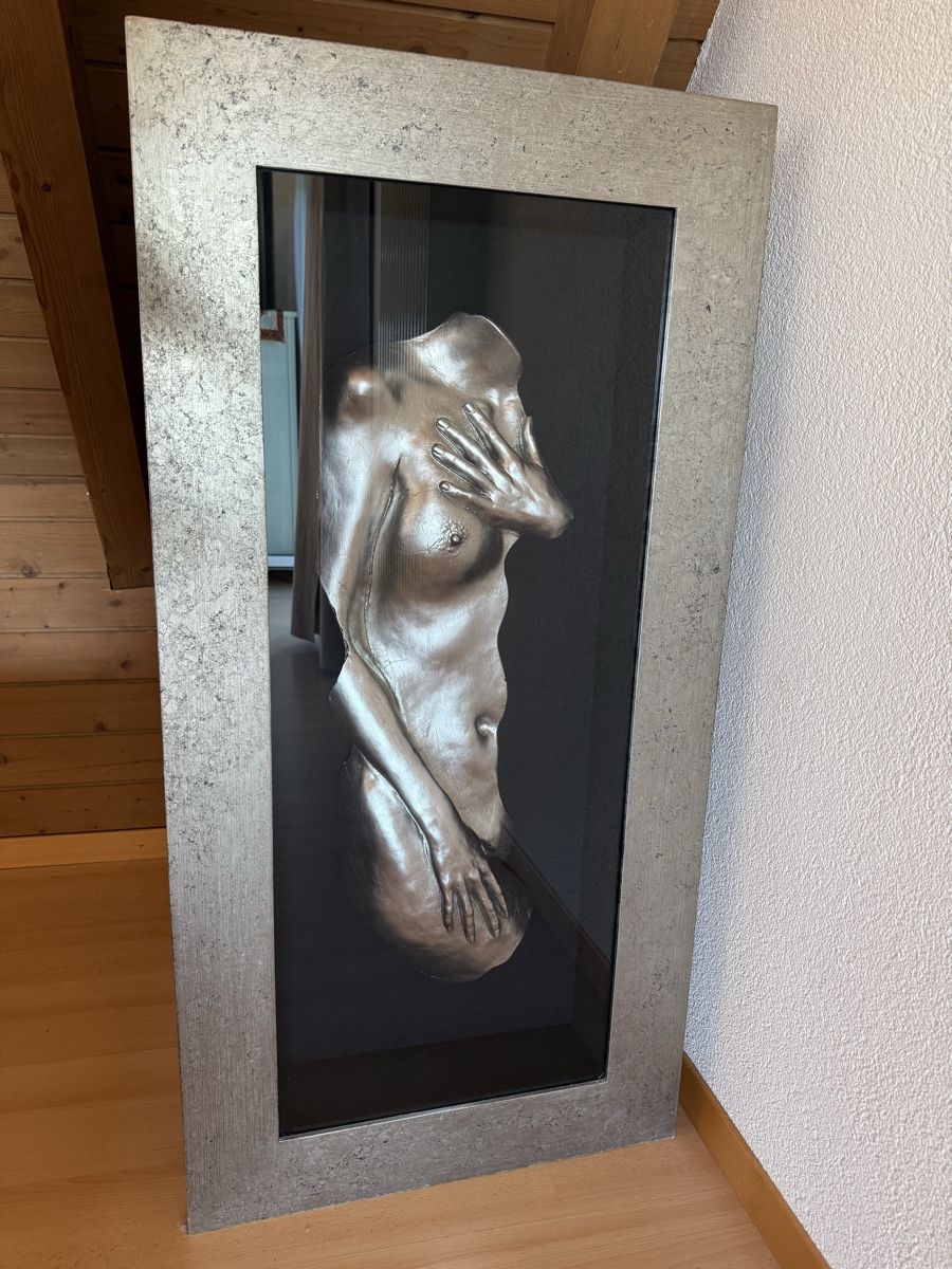 Skulpturen & Statuen: Skulptur im Rahmen – Neu (gemäss Beschreibung) aus Fislisbach von jelennn