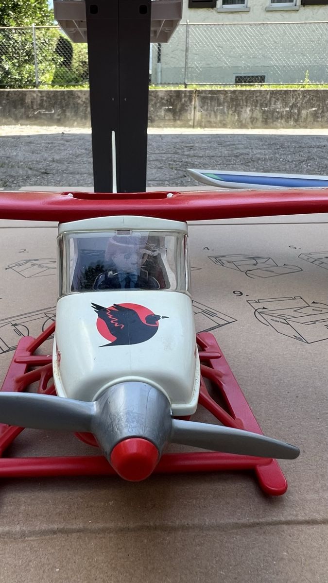 Playmobil Spielzeuge: Playmobil Flugzeuge mit Tower  – Gebraucht aus Wohlen AG von Grisu_4 4