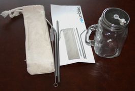 Glasbecher mit Griff u. Metall-Röhrli f. Smoothie Eistee NEU