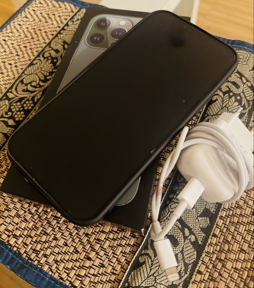 Apple Handys / Smartphones: Iphone 13 Pro Max 256 GB – Gebraucht aus Glattbrugg von bianca.stancu85 3