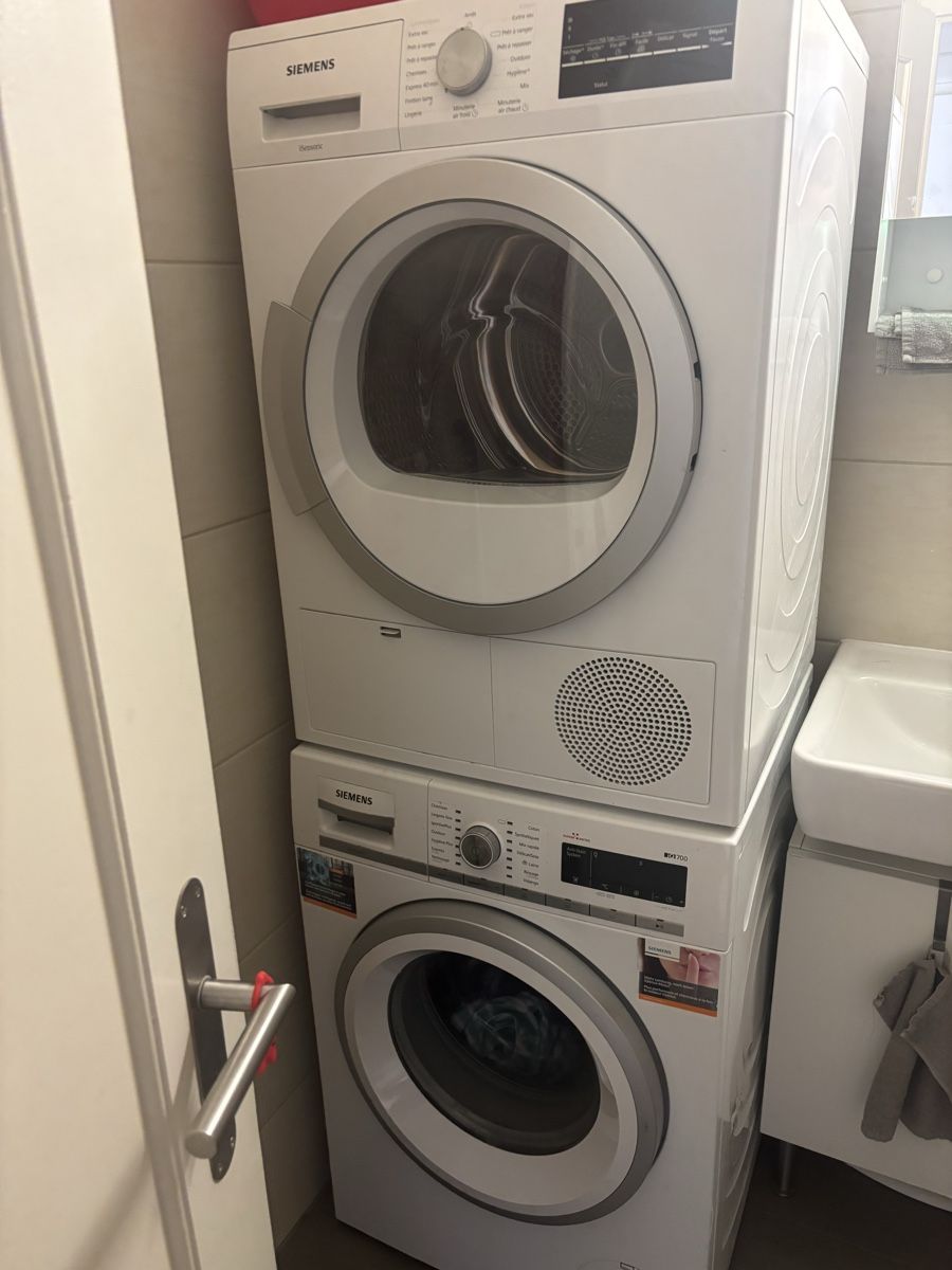 Siemens Asciugatrici: Siemens washer drier  – Usato da Geneve venduto da des_n87c