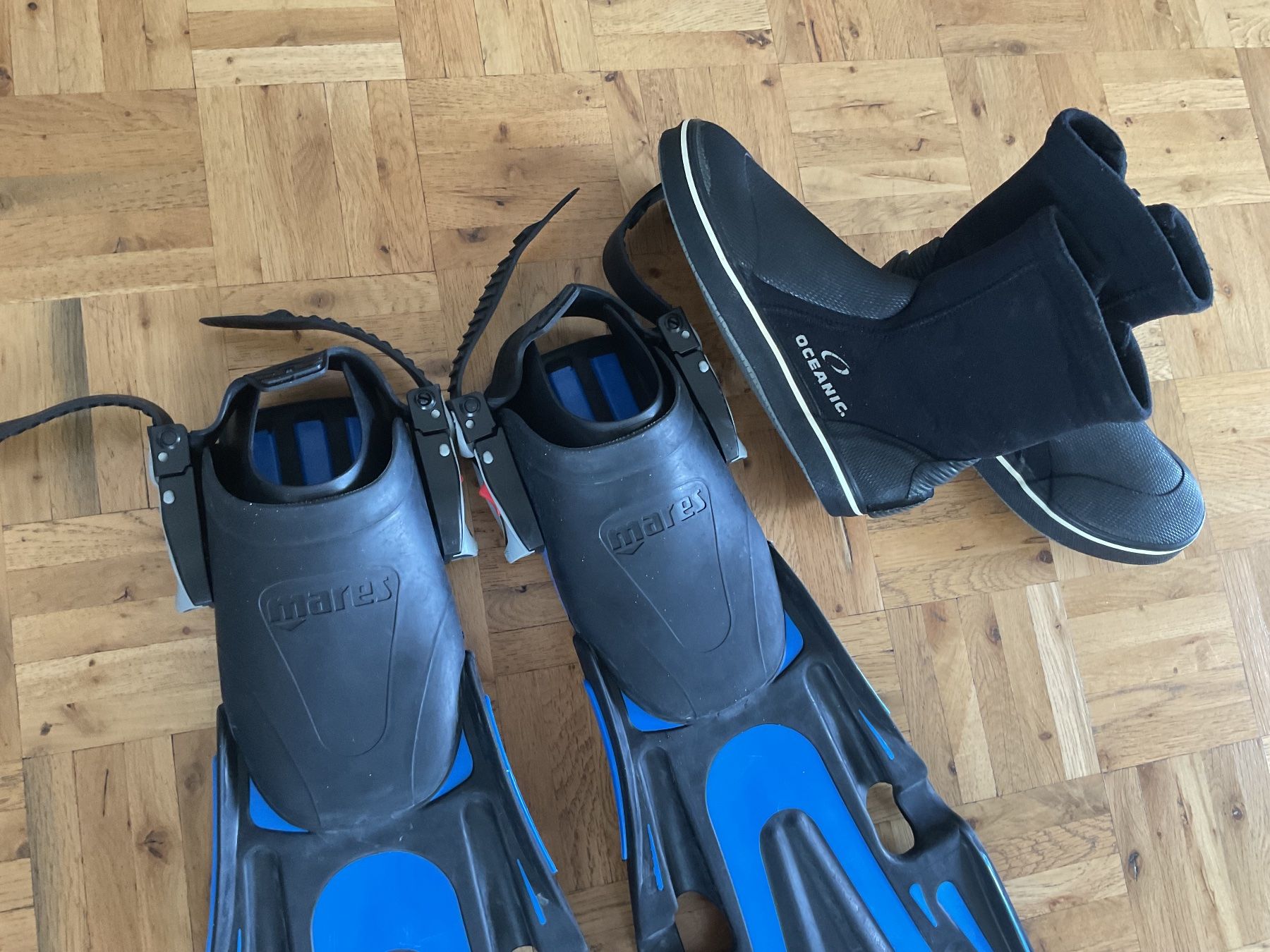 Pinne, Maschere & Boccagli: Professionelle Tauchermaske und Flossen – Usato da Zürich venduto da Luciateresa 1