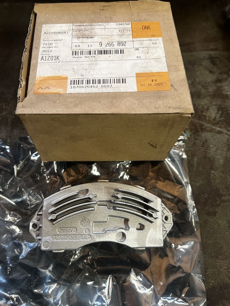 BMW Toutes les pièces auto: Gebläseregler BMW E87, E90, E70, E89 – D'occasion à Schönengrund par Oldbutgold93