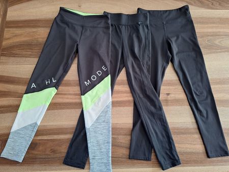 Kleiderpaket 15 (3 Sport Leggins)