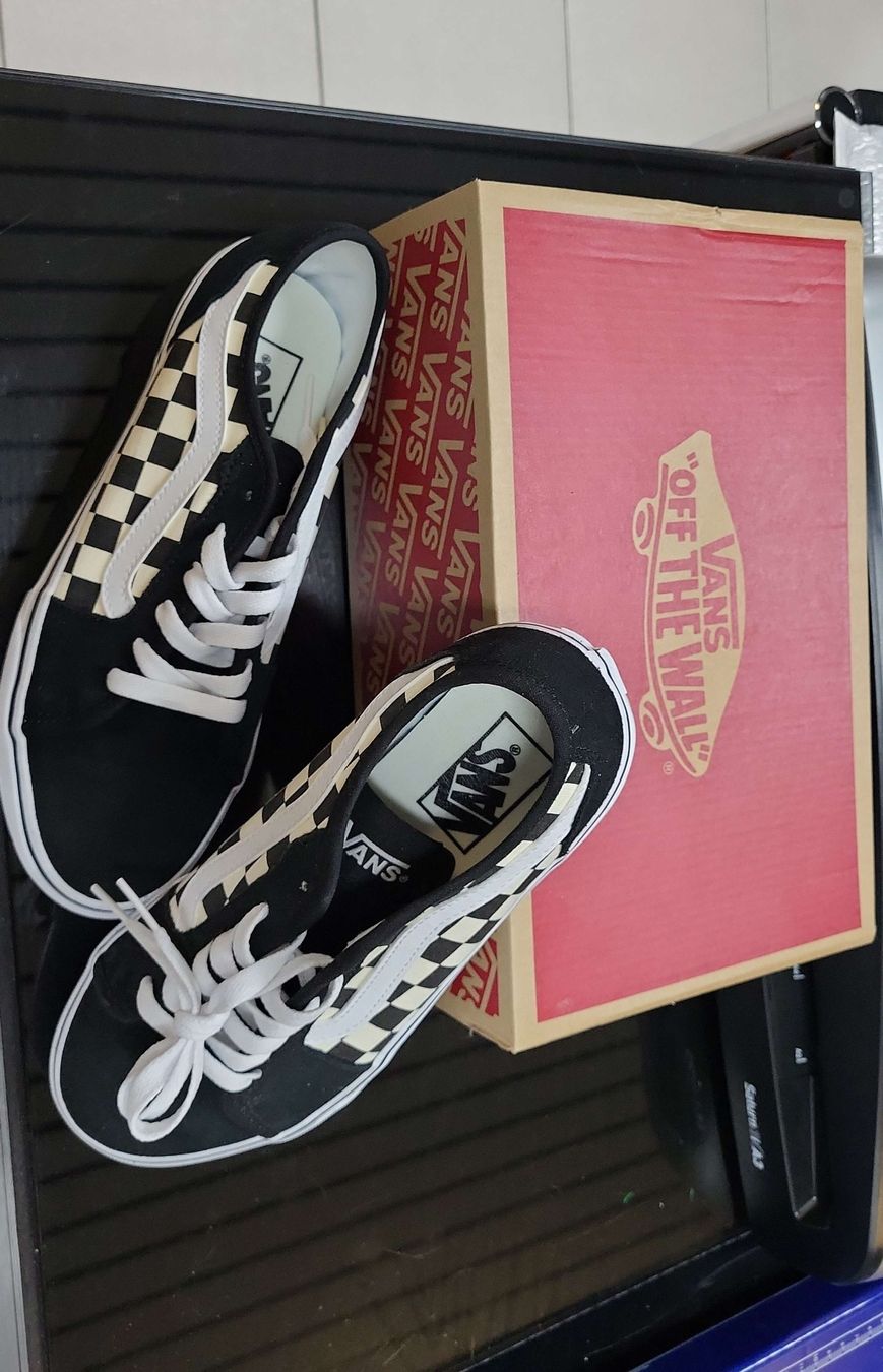 Vans Scarpe da uomo: Vans Old Skool Checkerboard, Grösse 42 – Nuovo e nell'imballaggio originale da Figino venduto da mayam63