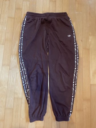 Braune Adidas Trainerhose