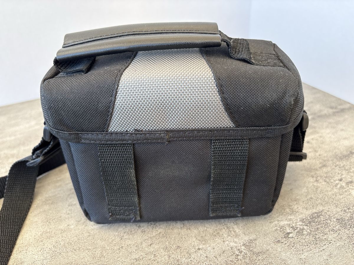 Hama Borse: Foto Kamera Tasche von hama – Usato da Rümlang venduto da baselsale1 3