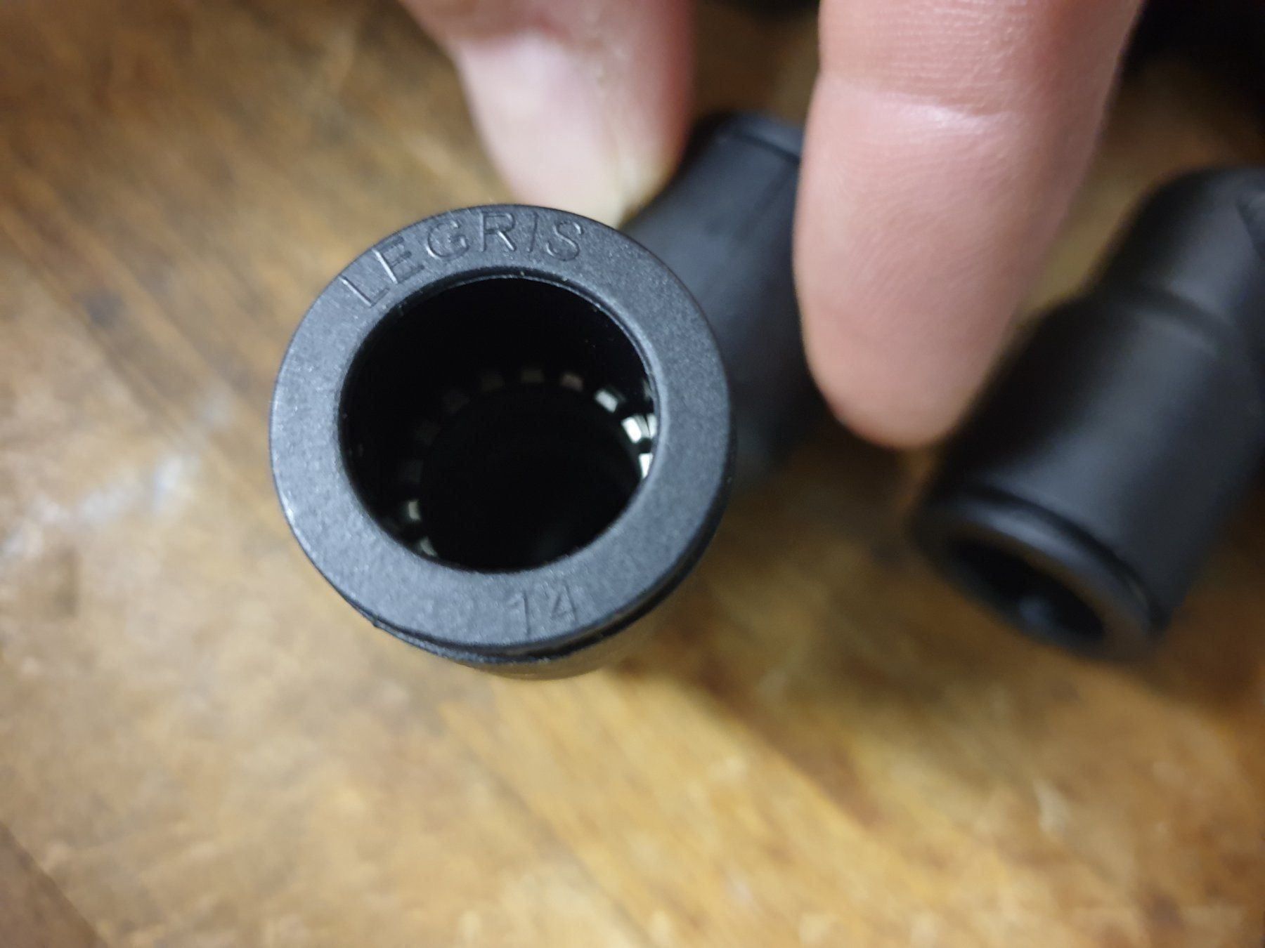 Alle Werkzeuge: Legris 90 Grad 14mm / 14mm – Neu und originalverpackt aus Langenthal von Physycer0 3