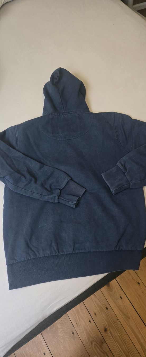 FCZ Pullover & Sweatshirts: FCZ Pulli gr.146/152 – Gebraucht aus Zürich von Deesay 4