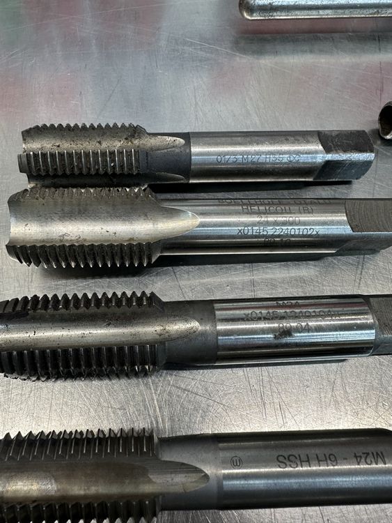 Tous les outils: Gewindeschneidsatz HSS Gewindebohrer Schneideisen Windeisen – D'occasion à Schwende par weesli 5