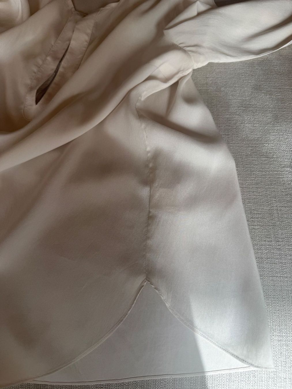 Brunello Cucinelli Blusen: Brunello Cucinelli Damen Bluse – Gebraucht aus Baar von Arina2 4