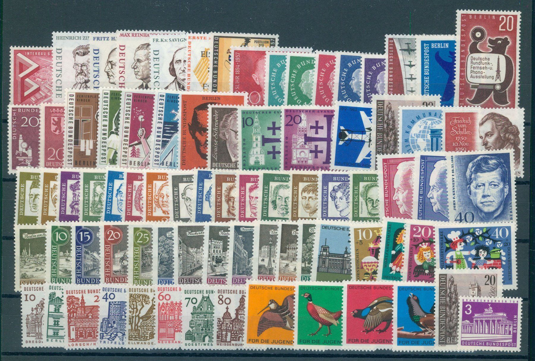 Alle Briefmarken: BERLIN, SUPERSAMMLUNG, 600 VERSCHIEDENE MARKEN POSTFRISCH ** – Neu (gemäss Beschreibung) aus Wetzikon ZH von Philimpex