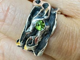 🌲 Unikat – Silber-Ring mit Tannzapfenstruktur & Turmalin!
