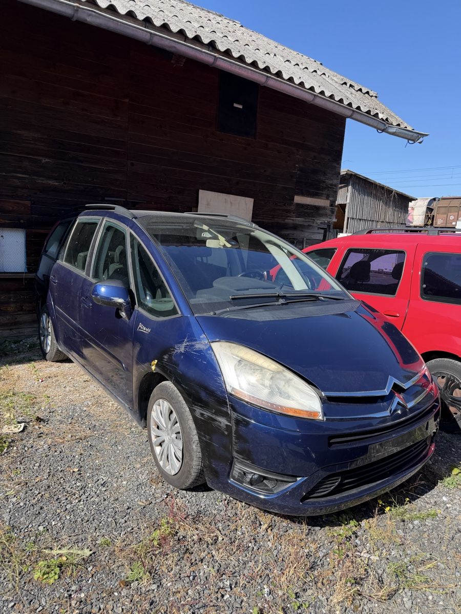 Citroën Automobili: Citroen C4 Picasso 2.0HDI – Usato da Gossau SG venduto da Vitovvitov