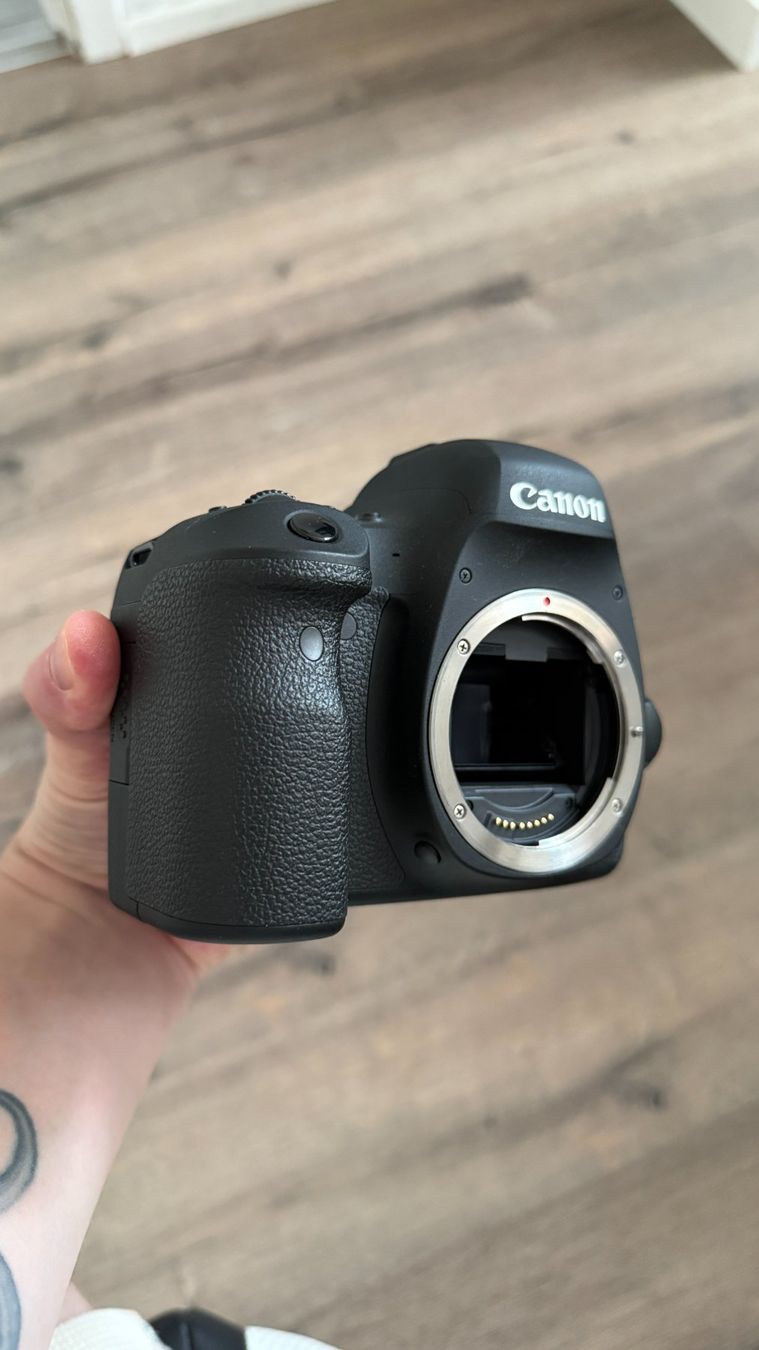 Canon Kamera: Canon EOS 6D Mark II – Neu (gemäss Beschreibung) aus La Chaux-de-Fonds von lio_2btw 4
