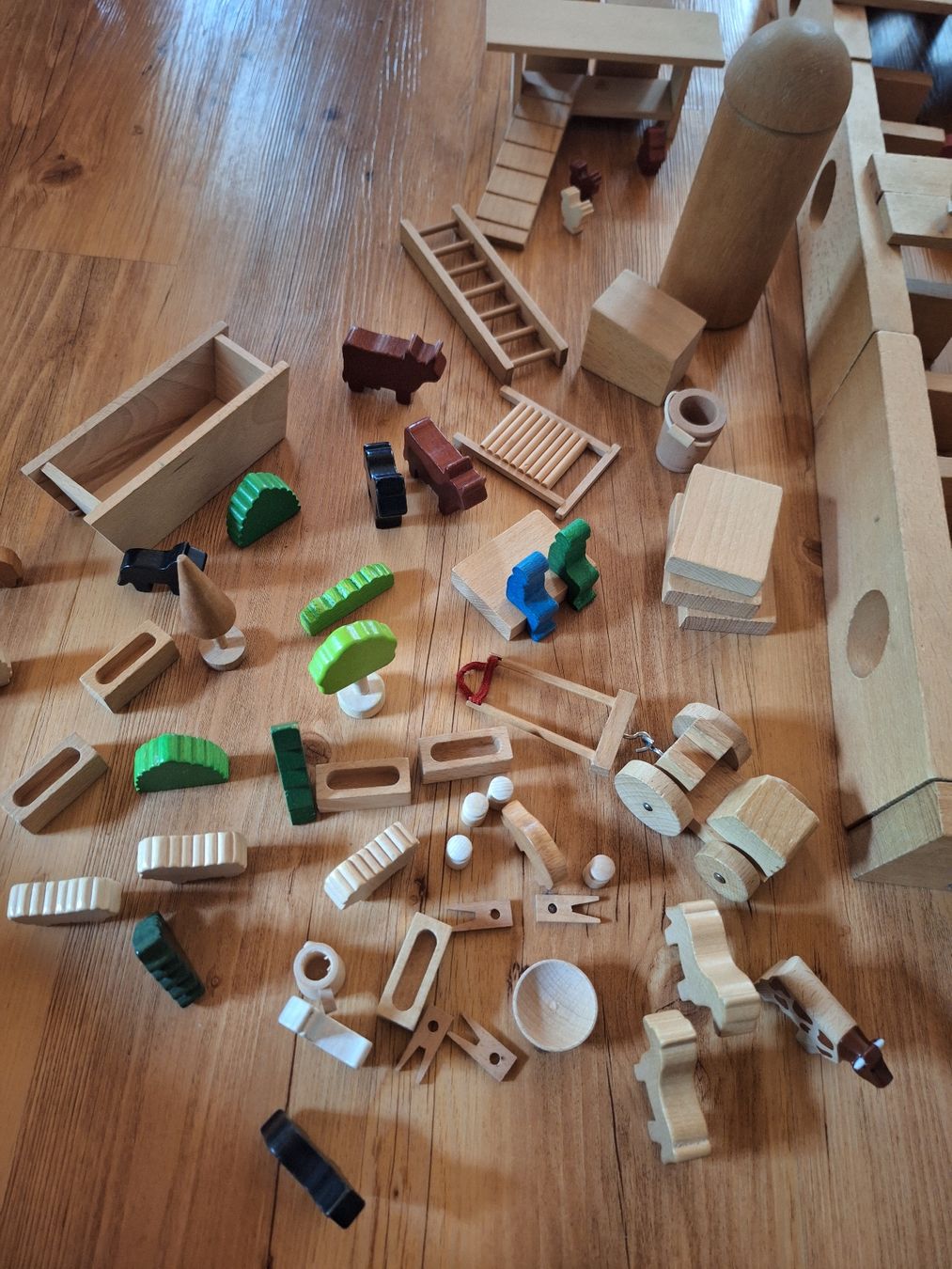 Haba Giocattoli: Haba, Holzbauernhof – Usato da Glarus venduto da goni07 2