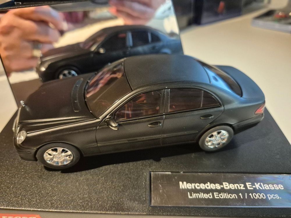 Carrera Circuits: Carrera Evolution Mercedes-Benz E-Klasse IAA 2007 /limitiert – Neuf avec emballage d'origine à Ennetbürgen par Perlen01