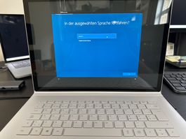 Microsoft Surface Book 2 15 256GB / 16 GB RAM