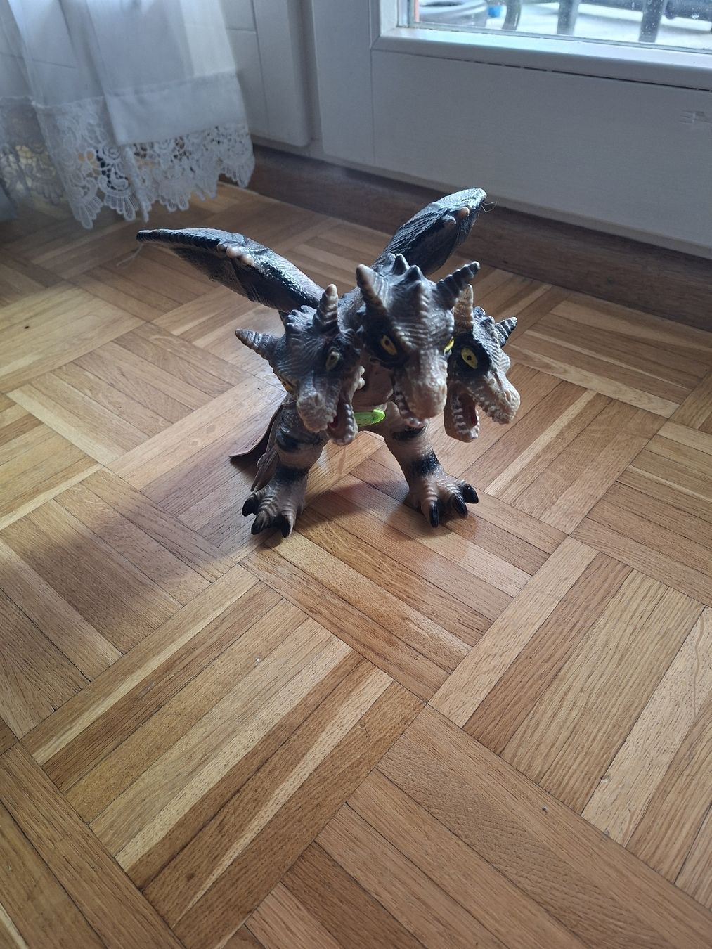 Jouets: Figur Dinosaurier 3 Kpfe neu mit Etikett – Neuf (Voir description) à Däniken SO par Tamysshopy 3