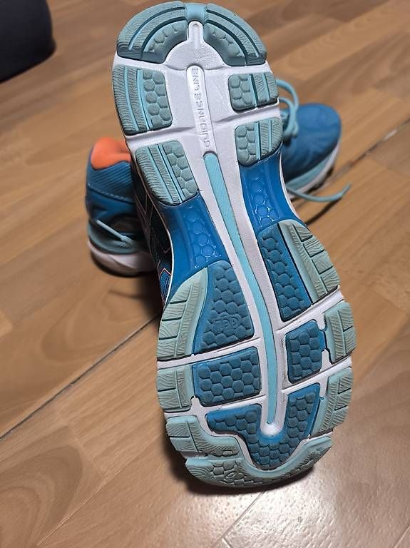 Scarpe da donna: Basket femme 38 – Usato da Estavayer-le-Lac venduto da cht_55s8 3