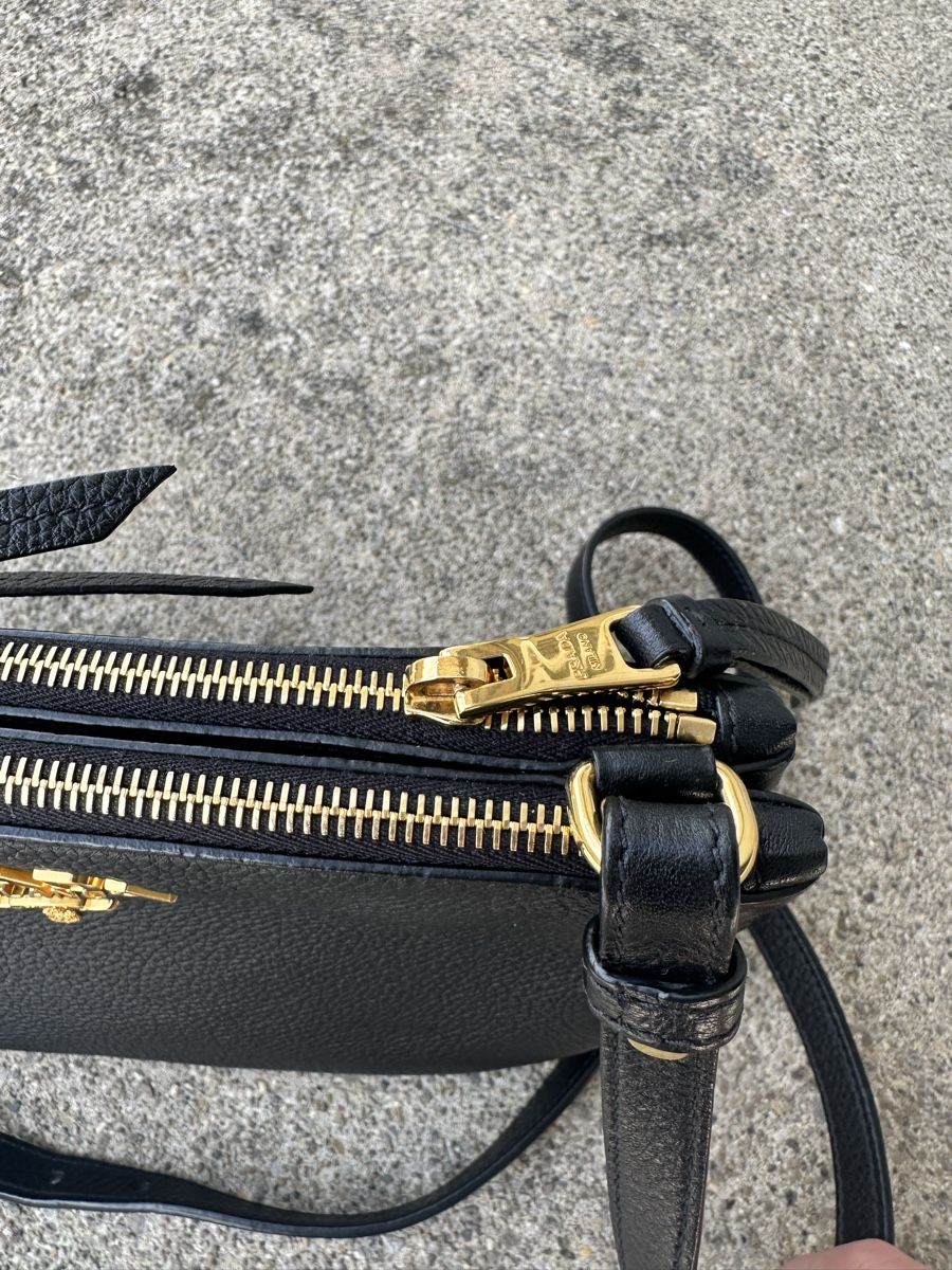 Prada Sacs femmes: Original Prada Umhängetasche – D'occasion à Winterthur par pompowerpuff 6