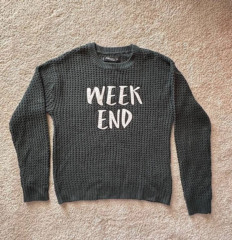 Pullover & Sweatshirts: Pull en maille kaki foncé Taille S – Gebraucht aus Bollion von cha_jm6h