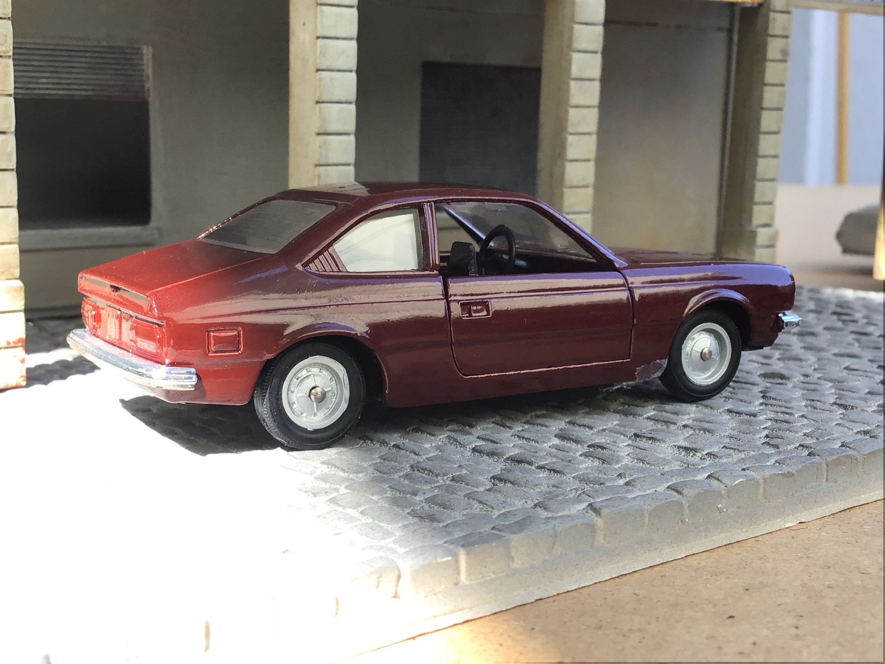 Lancia Modellini d'auto: LACIA BETA 1:43 – Usato da Männedorf venduto da Spezial-Modelle 2