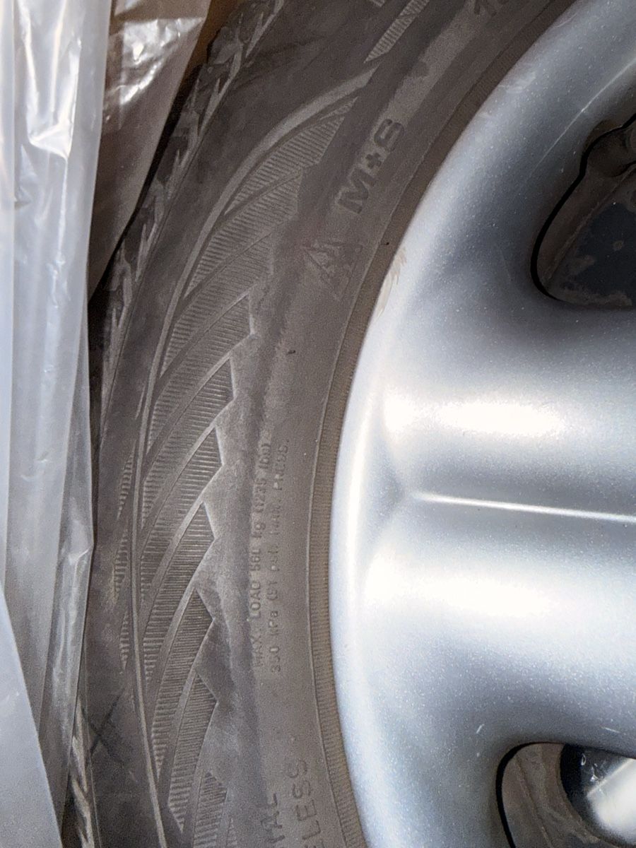 Pneumatici & Ruote complete: Winter tires set ESA+TECAR – Usato da Le Sentier venduto da CannelleVintage13 2