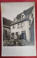 Alte Fotografie, Haus mit Bewohner Unikat um 1900