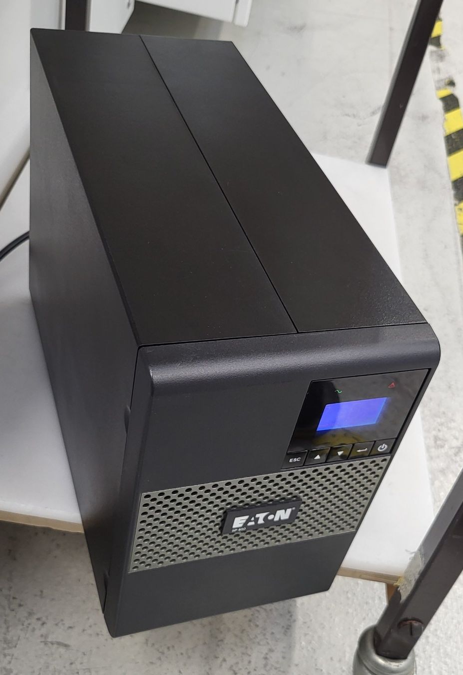 Eaton Elektronikbauteile: USV UPS Eaton – Defekt aus Weinfelden von Zebi22 1