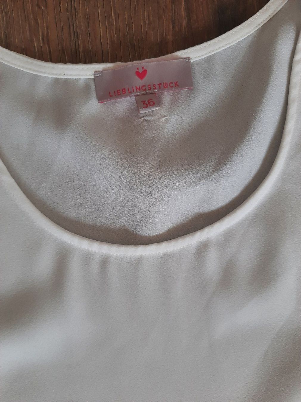 Lieblingsstück Top: Top Lieblingsstück Gr. 36 – Usato da Muotathal venduto da robin40 1