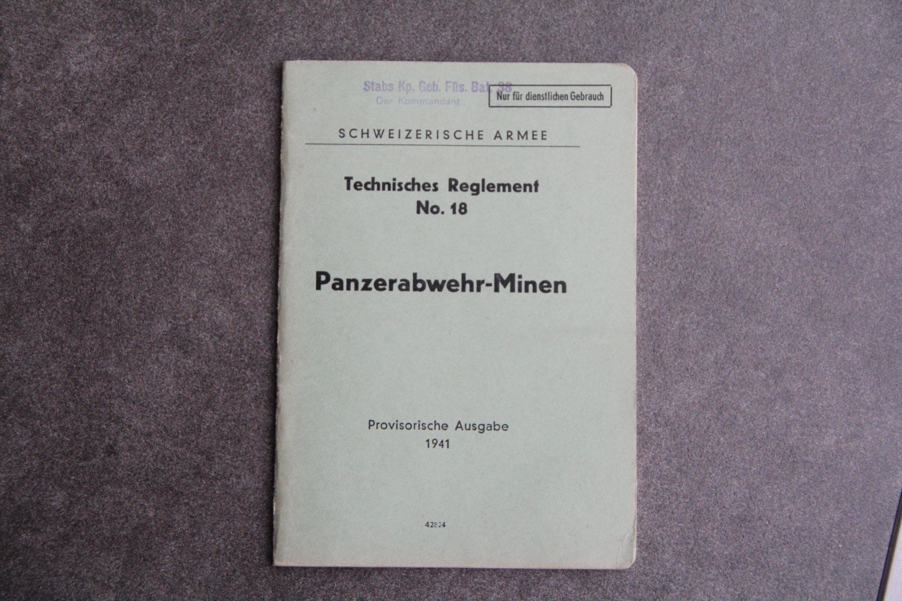 Livres: Panzerabwehr Minen, Tech. Reglement T 18 – D'occasion à Belp par Tomsek