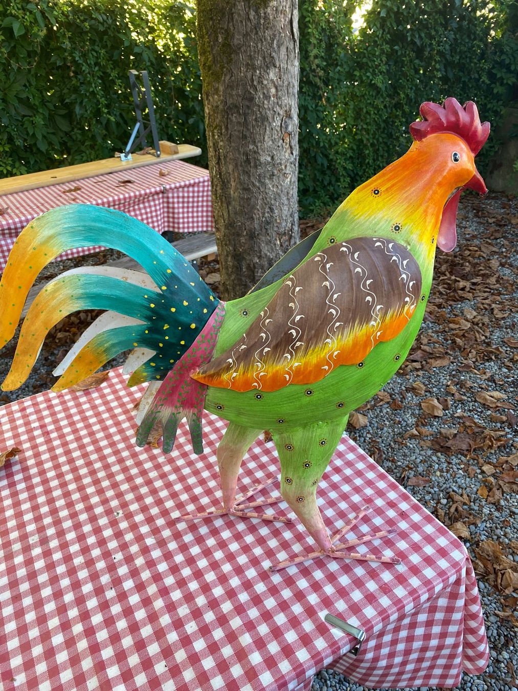 Tutte le decorazioni: Deko Huhn Blech Huhn – Usato da Wädenswil venduto da BS540
