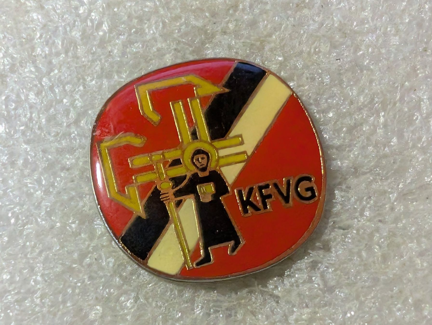 Placchette & Badge: Ansteckpin 123: KFVG – Usato da Oppligen venduto da Pin-Fall-Shop