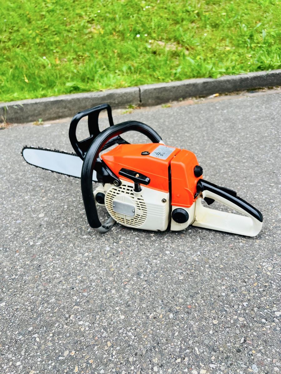 Stihl Seghe: Motorsäge Stihl 024 AV  – Usato da Urdorf venduto da mas_5wfz 1