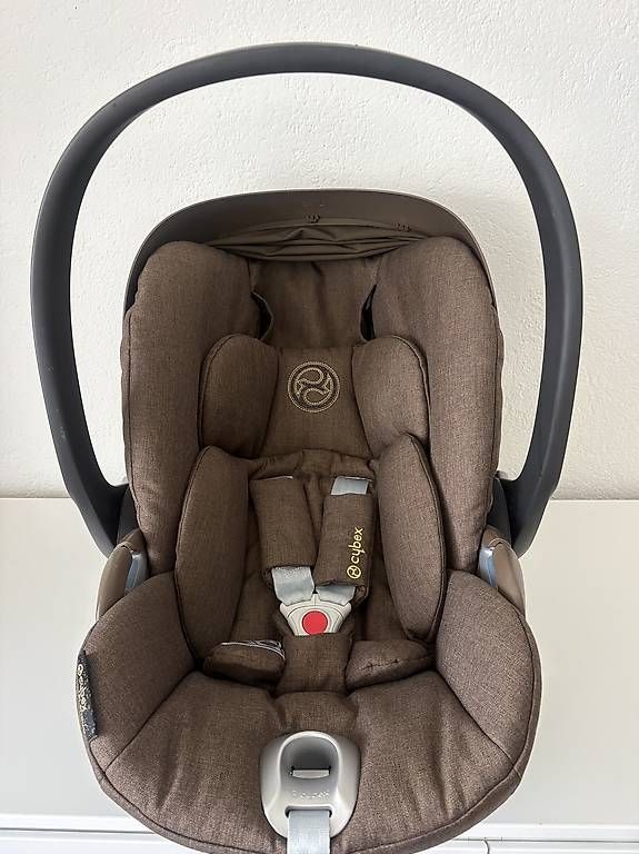 Cybex Seggiolini per auto: Cybex Cloud Z i-Size Babyschale braun mit Isofix – Usato da Zürich venduto da Nacho_04 3