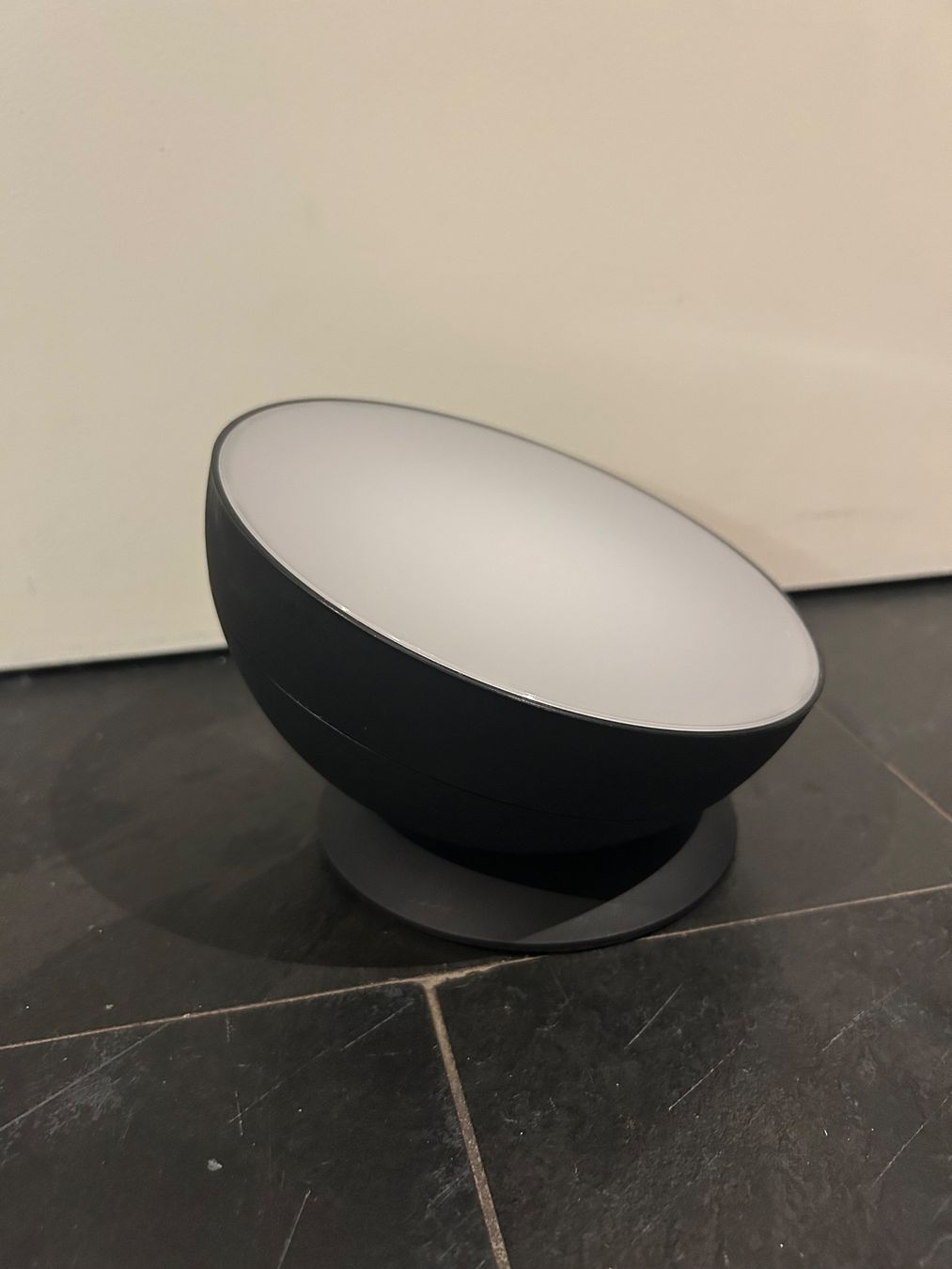 Hama Lampade: Hama Smarte LED-Tischleuchte – Usato da Goldach venduto da lad_7rhv