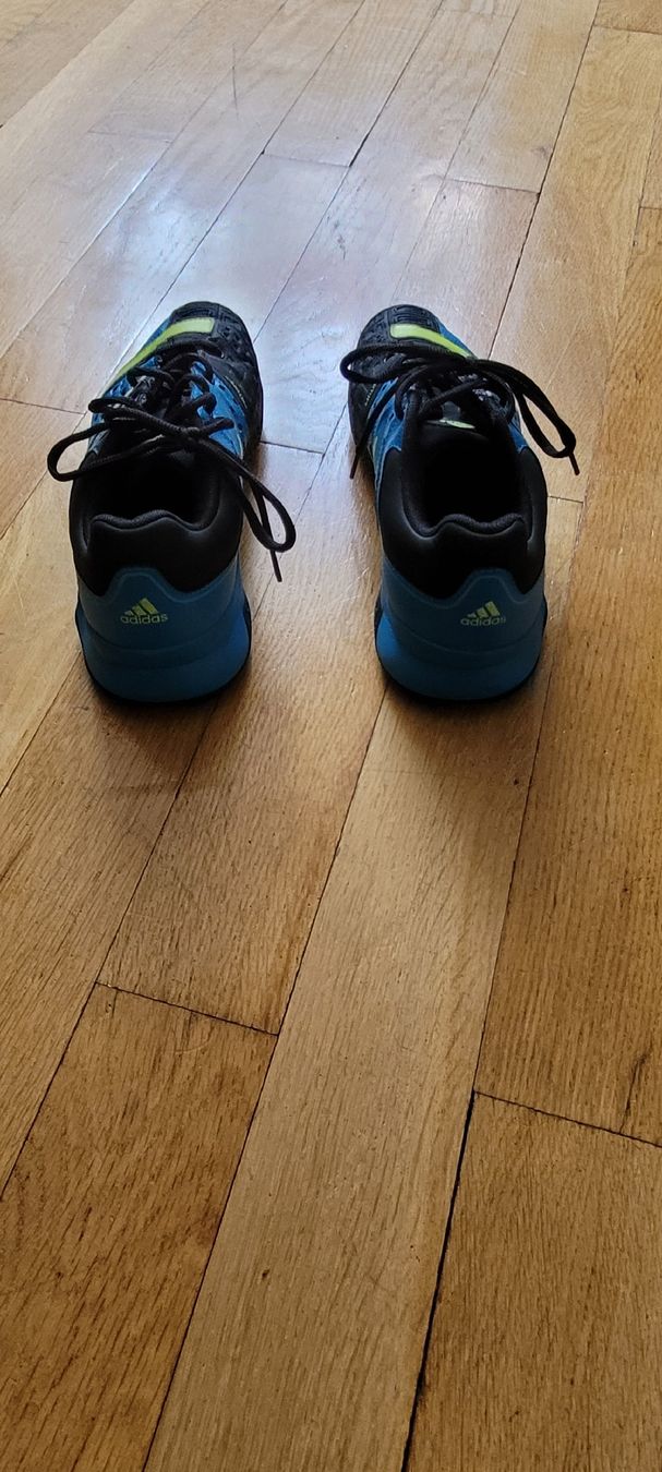 Adidas Scarpe da uomo: Adidas Hallenschuhe – Nuovo (secondo la descrizione) da Basel venduto da Da-vid3 2