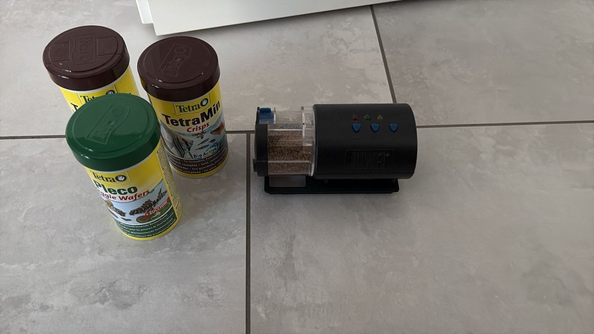 Acquari: Juwel Aquarium mit Unterschrank – Usato da Unterlunkhofen venduto da Fabio250 4