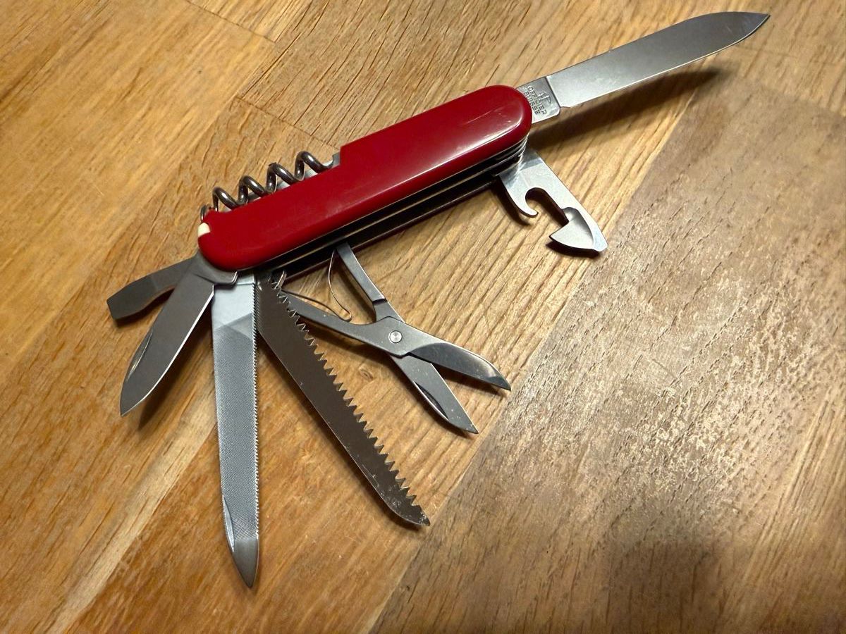 Victorinox Taschenmesser: Victorinox Sackmesser "Camping", Taschenmesser – Neu (gemäss Beschreibung) aus Goldach von Messerguru 1