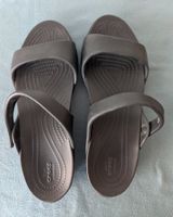 NEU! Schwarze Crocs Sandalen W10 (41?)