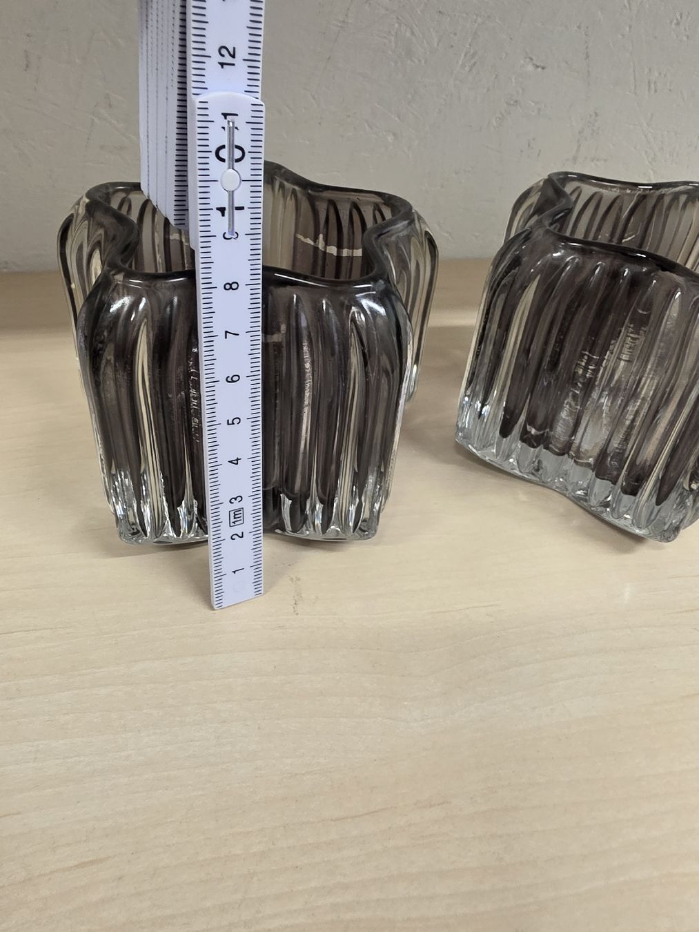 Tutte le decorazioni: Glas grau 3 Stk. ca. 8cm H gut – Usato da Herisau venduto da Antiques.AR 2