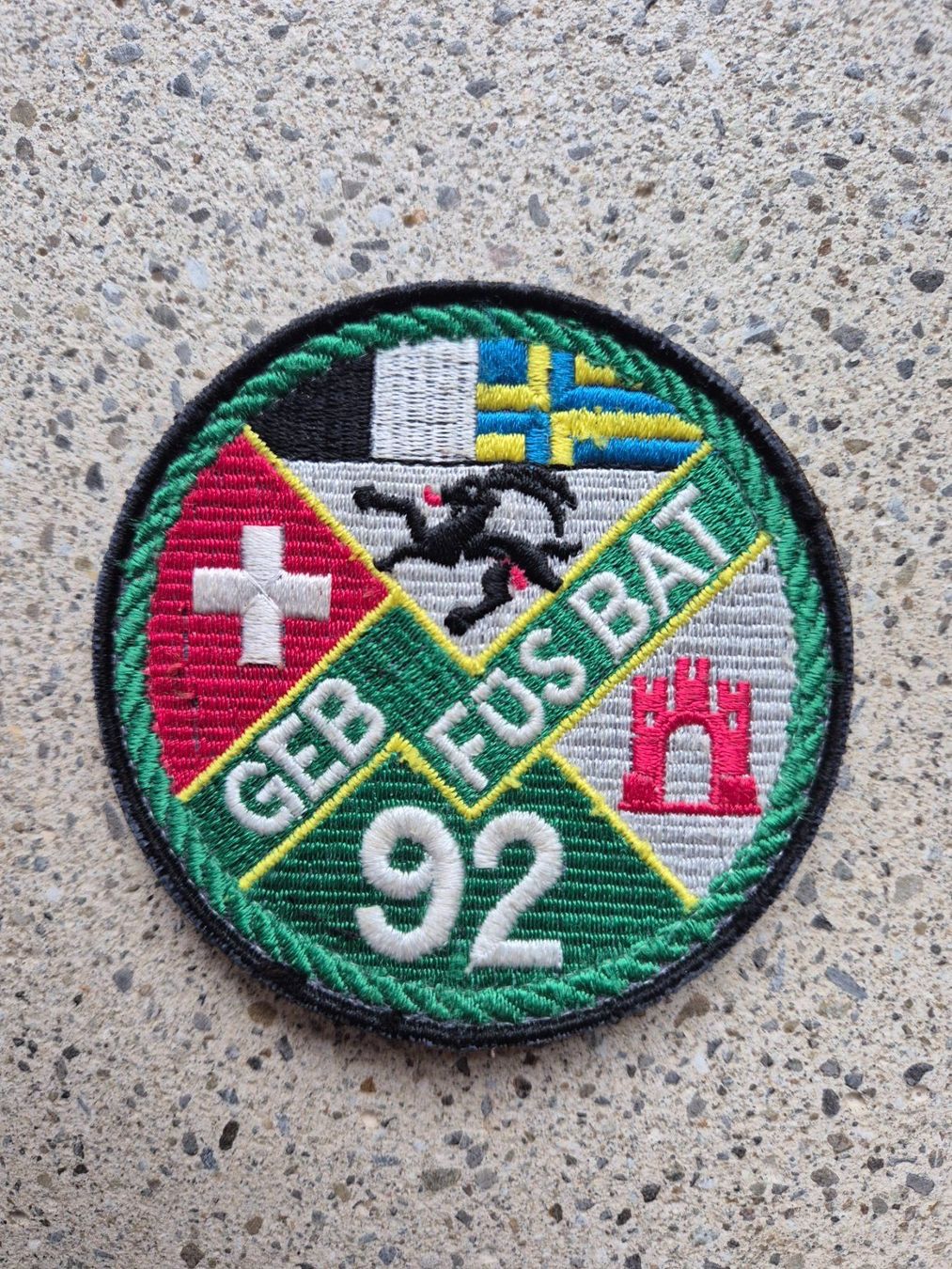 Schweizer Armee Placchette & Badge: *** Badge Rund  *** – Nuovo e nell'imballaggio originale da Riedholz venduto da fr_sIruP