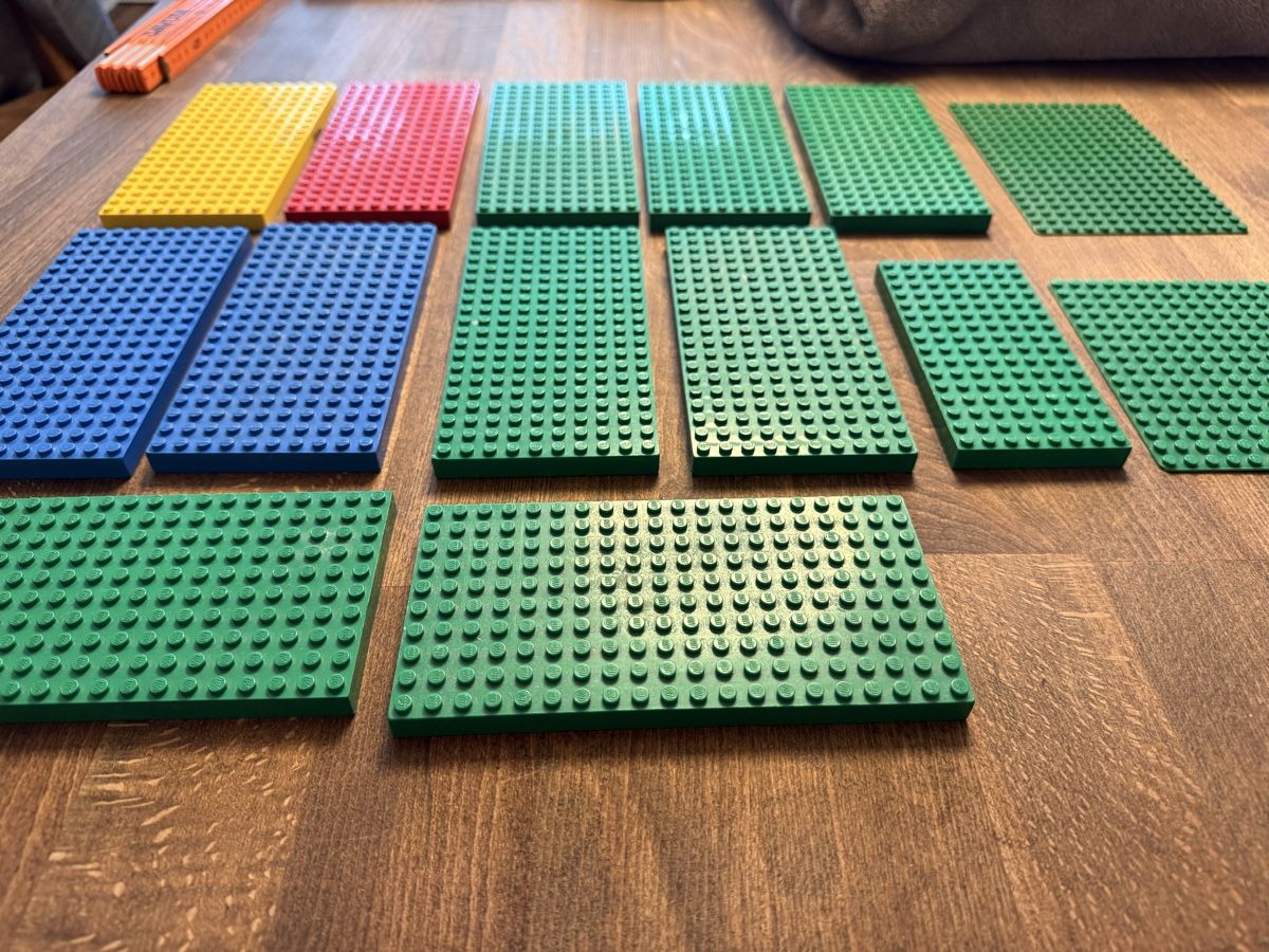 Lego Spielzeuge: Lego Grundplatten, diverse Farben & Grössen,m – Gebraucht aus Zürich von oli_rbv6 1