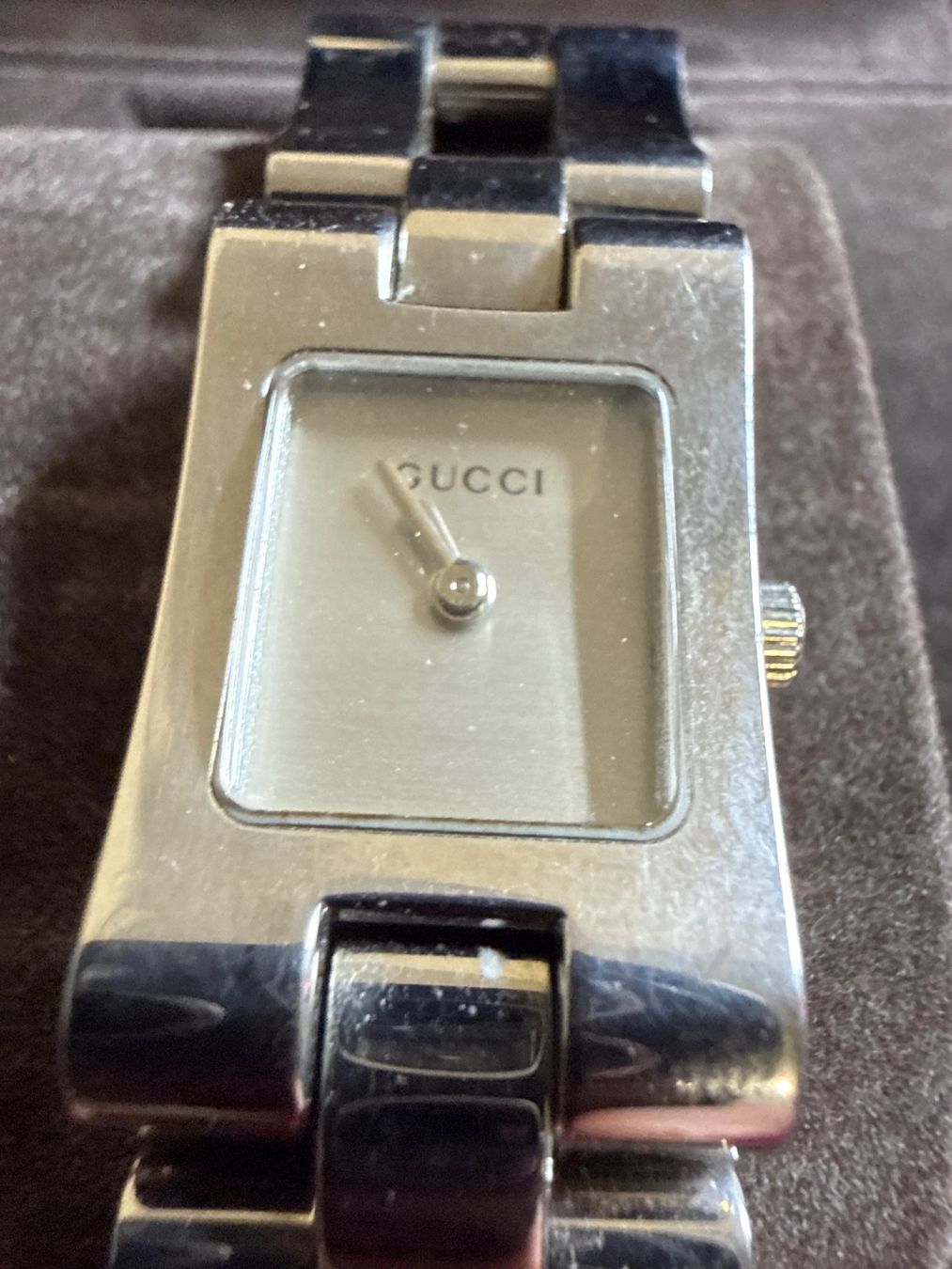 Gucci Orologi: Gucci Quarz 17 mm – Usato da Pfeffingen venduto da Allhandelklgwatches