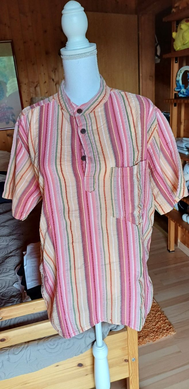 Camicie: chemise – Usato da Grône venduto da Cramouze